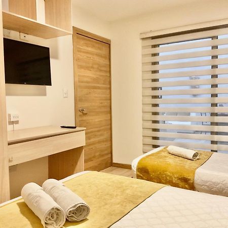 Hotel Brist0L Suites Centro Historico Cuenca Ngoại thất bức ảnh