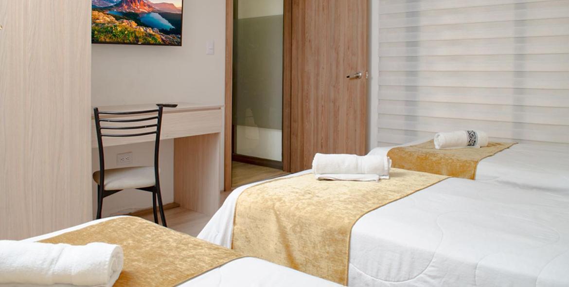 Hotel Brist0L Suites Centro Historico Cuenca Ngoại thất bức ảnh