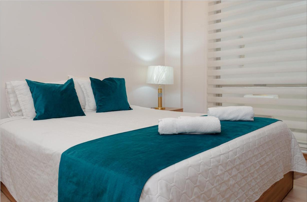 Hotel Brist0L Suites Centro Historico Cuenca Ngoại thất bức ảnh