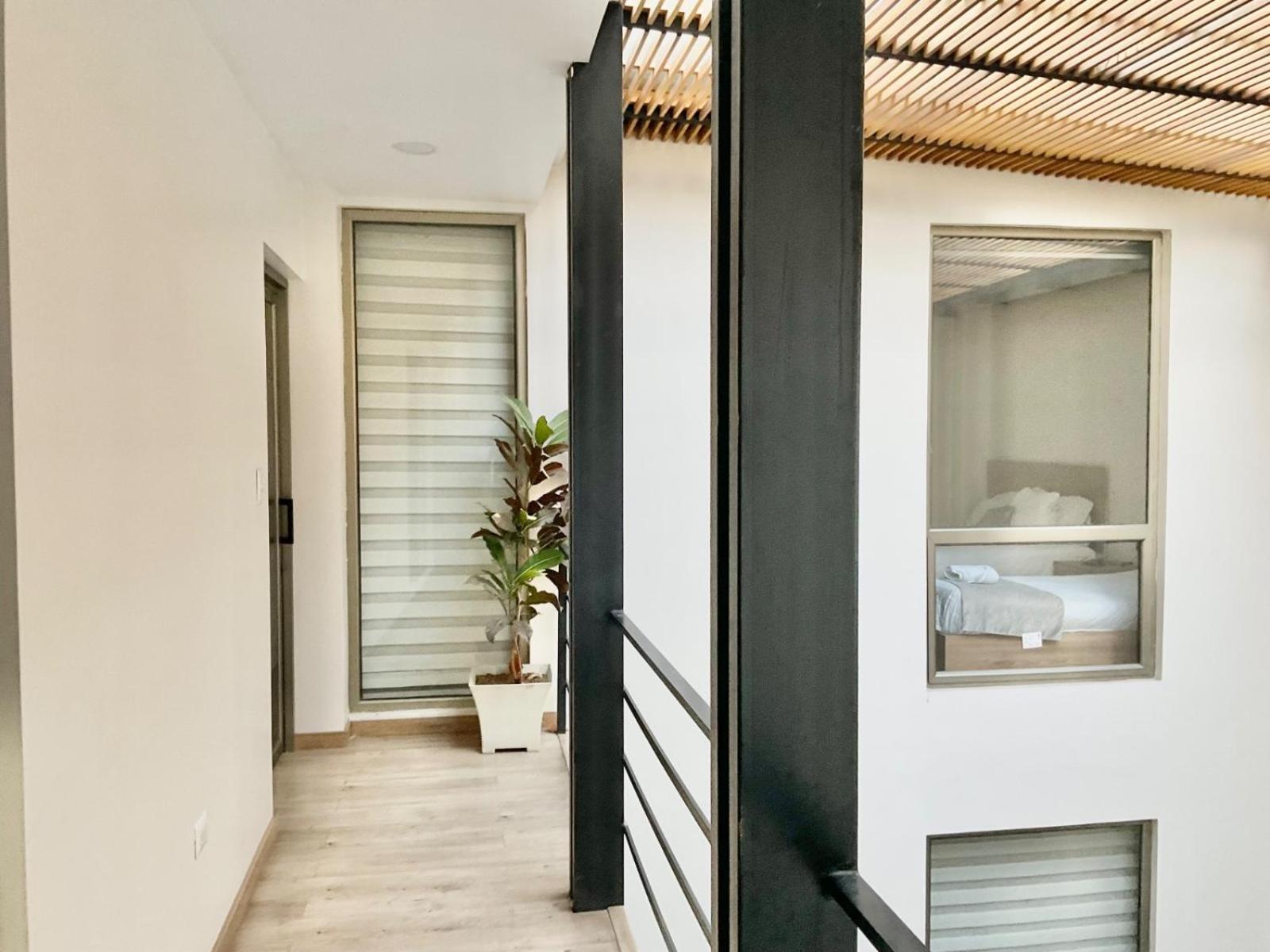 Hotel Brist0L Suites Centro Historico Cuenca Ngoại thất bức ảnh