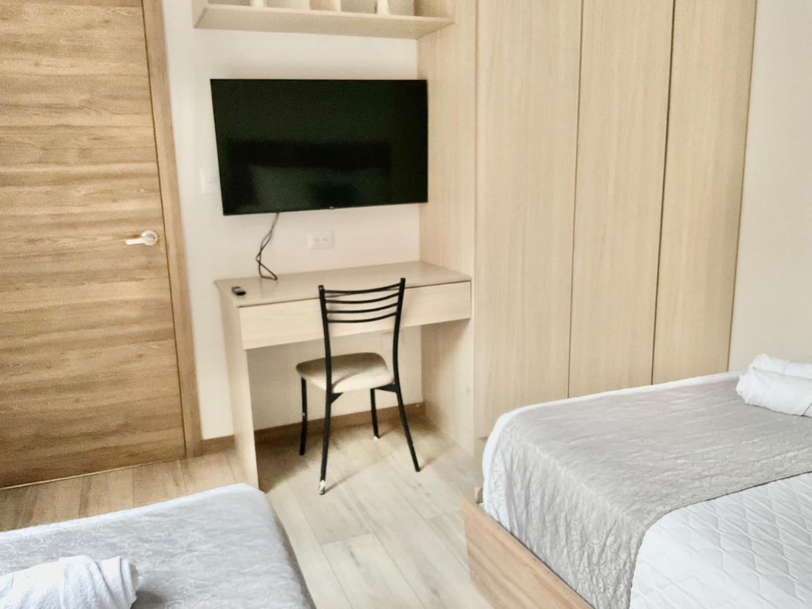 Hotel Brist0L Suites Centro Historico Cuenca Ngoại thất bức ảnh
